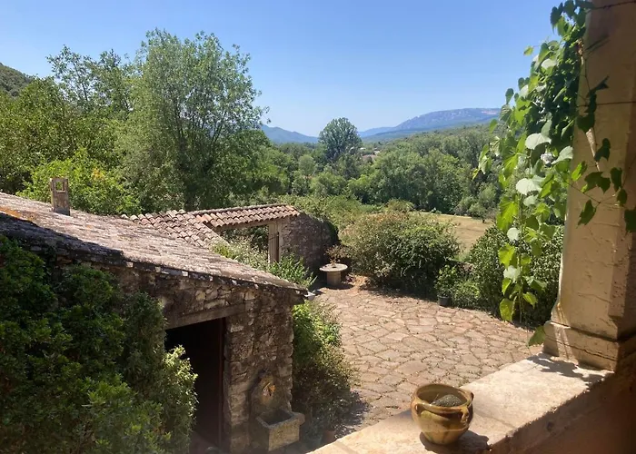 La Grange Des Aurieges Дом отдыха *